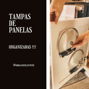 Organizar tampas de panelas no armário usando suporte adesivo